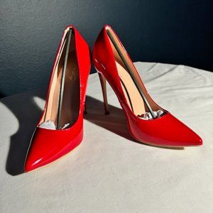 New In Box Elisabet Tang High Heels